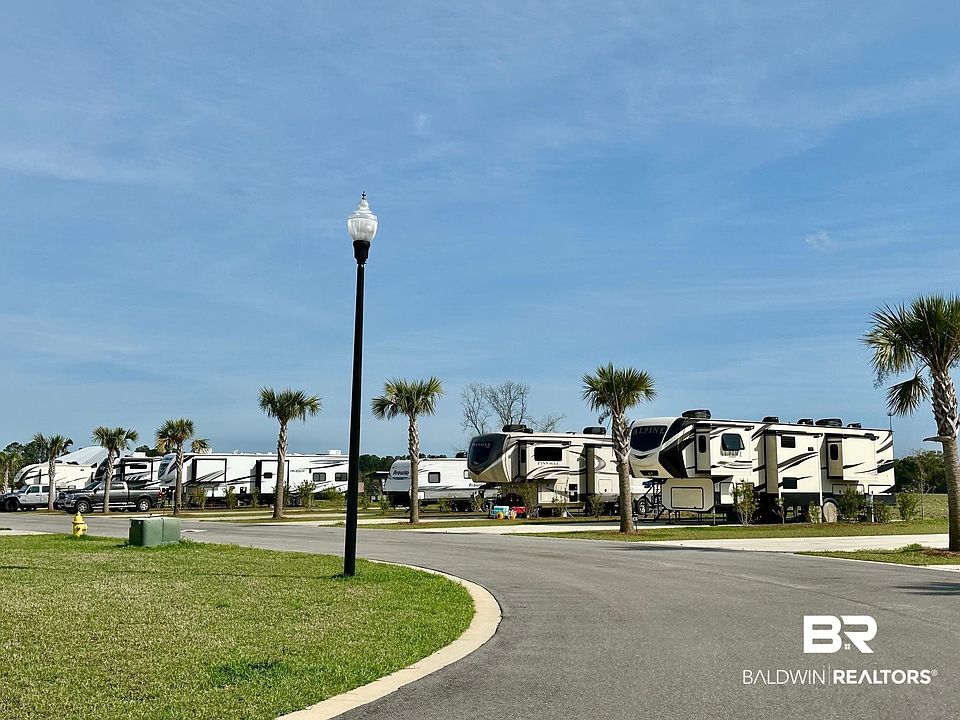 1st image of 715 Vacation Cir