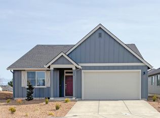 2690 NW 26th Loop N, Redmond, OR