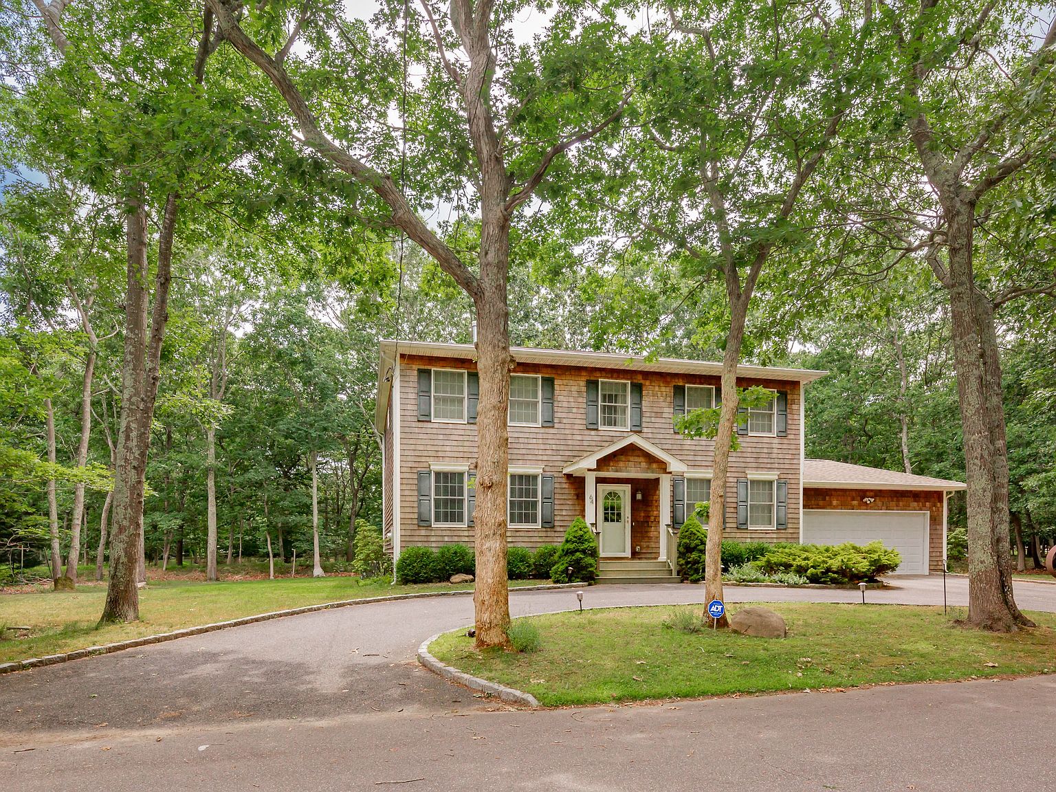 64 Gardiners Ln, East Hampton, NY 11937 Zillow