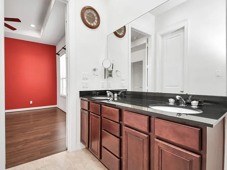 3900 Center St — Photo 22