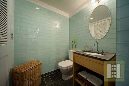 4th image of 310 W 52nd St APT 5H