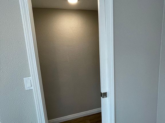 3rd image of 4-3102 G St #4