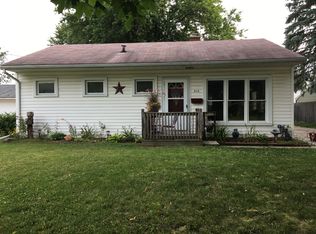 213 Pearl St, Grand Ledge, MI 48837