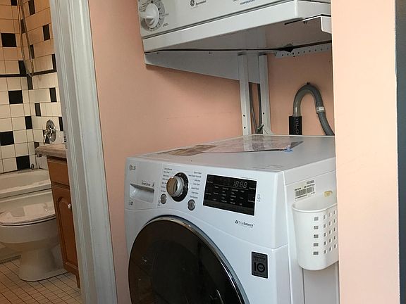 Laundry Center