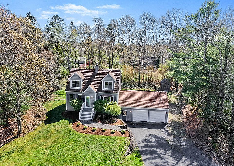 1st image of 81 Old Fields Rd