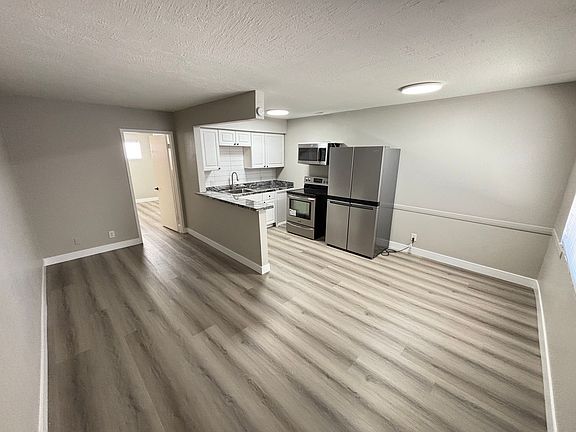4th image of 239 W Philadelphia Ave APT 5