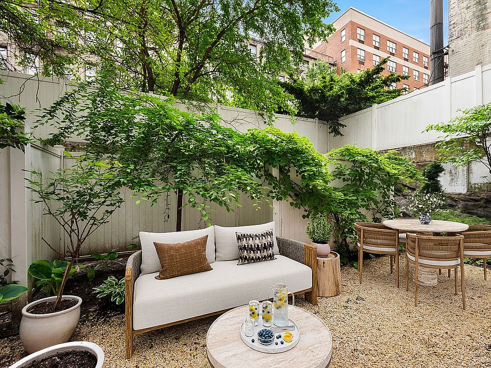 1st image of 517 W 46th St APT 101