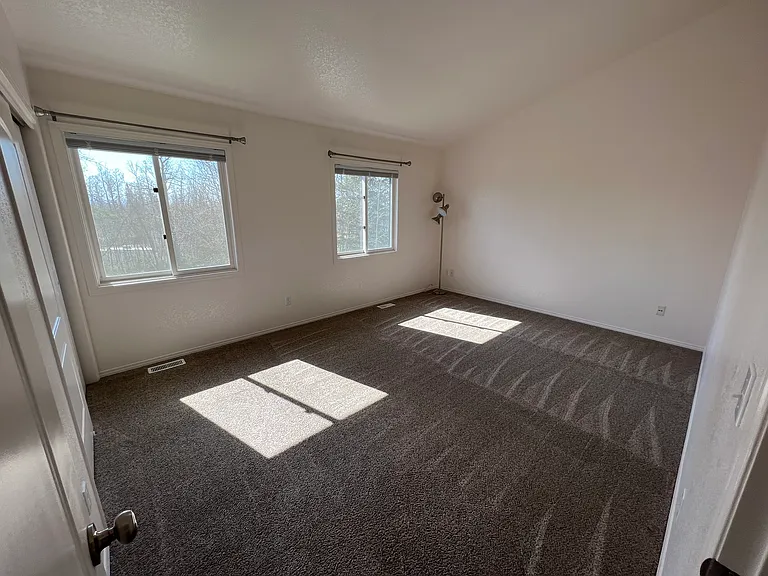 921 E Snohomish Ave #1 — Photo 16