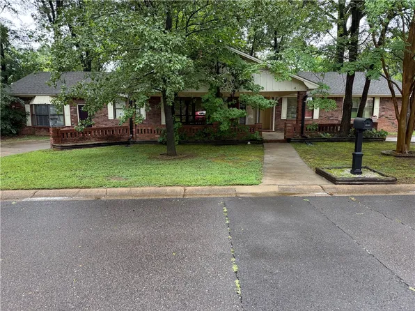 410 N Joplin Ave, Russellville, AR 72801