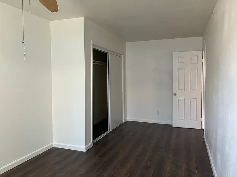 45035 10th St W #45035 — Photo 3