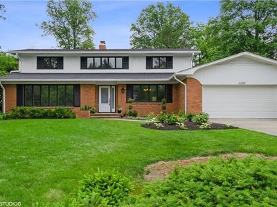 6239 Green Leaves Rd, Indianapolis, IN, 46220