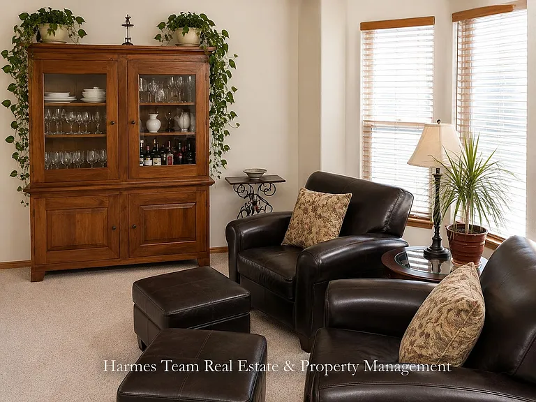 8348 Tibbs Rd — Photo 9