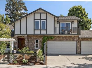 441 Apricot Ln, Mountain View, CA 94040