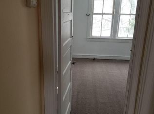 112 Laurel St APT 2R, Woodbury, NJ 08096