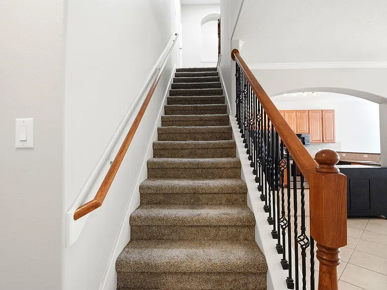 930 Sterling Creek Cir — Photo 22