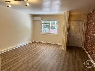 655 E Campus Rd #26 — Photo 2