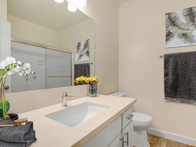 5207 Zelzah Ave — Photo 37