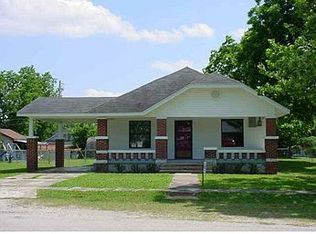 621 W 7th St, Rector, AR 72461