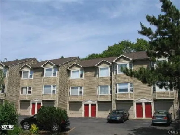 226 Indian Ave, Bridgeport, CT 06606