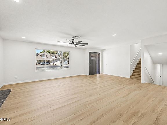 2nd image of 4529 W BERRIDGE Lane