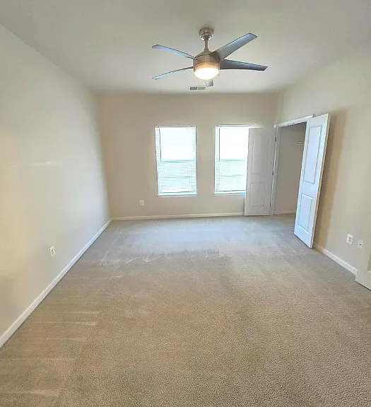 700 S Macon St — Photo 20