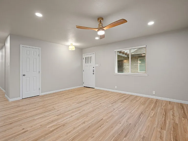 4310 Gorman Dr — Photo 8