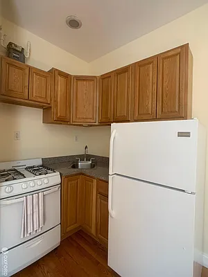 Rented by Oxford Property Group | media 17