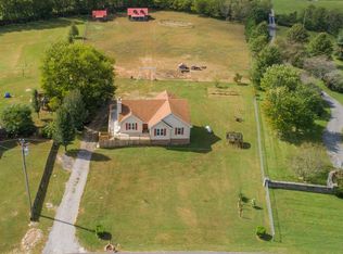 1046 Rocky Valley Rd, Lebanon, TN 37090