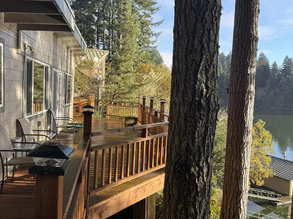 70834 Devore Arm, Lakeside, OR 97449