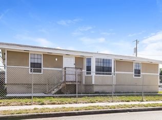 1496 W 31st St, Riviera Beach, FL 33404