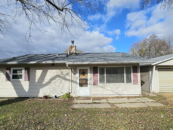 2nd image of 1702 Oak Grove Ave