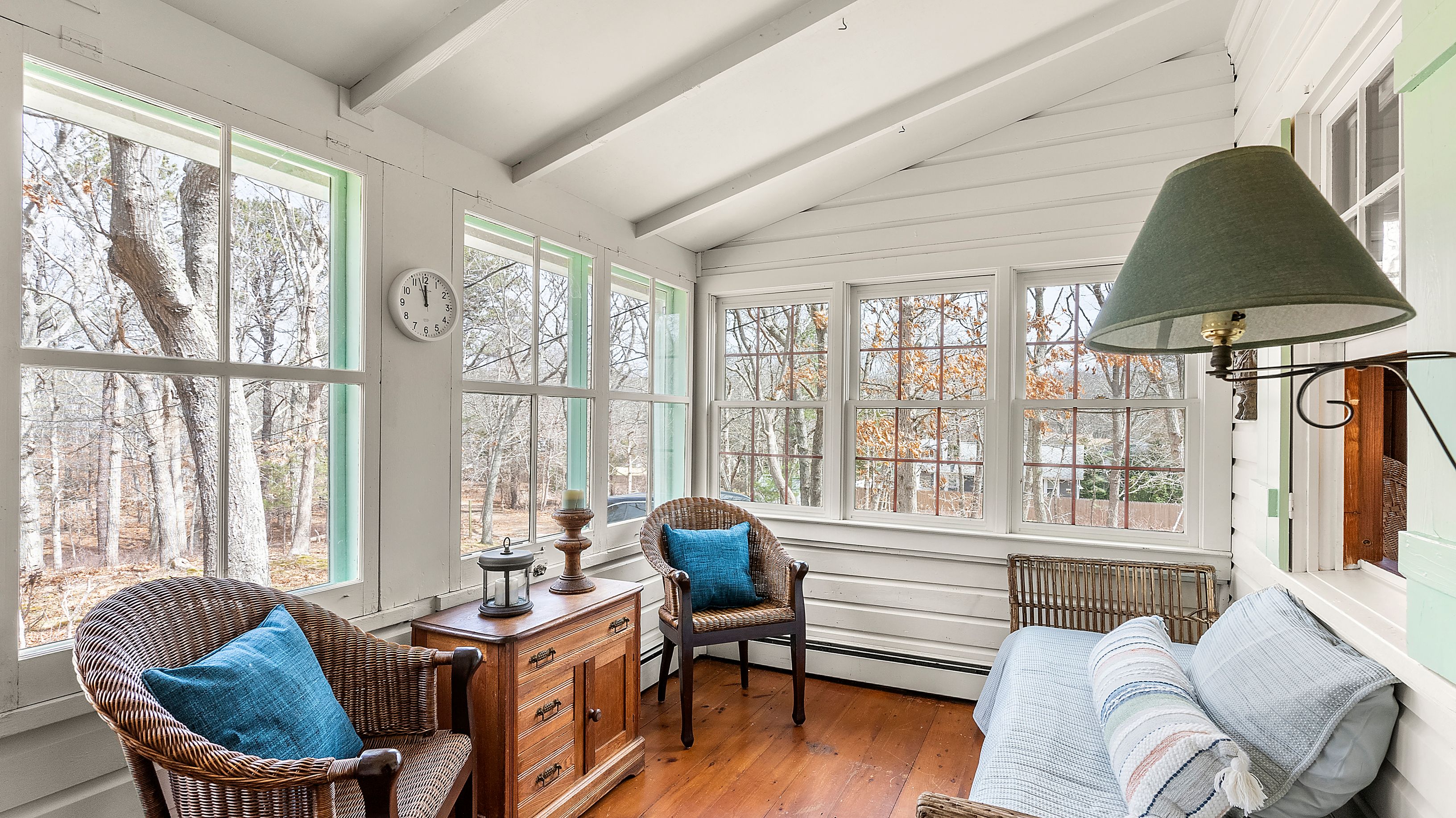 99 Red Creek Rd, Hampton Bays, NY 11946 Out East