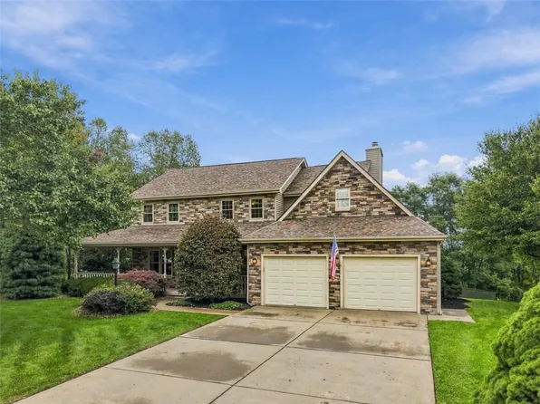 204 Farmview Ct, Cranberry Township, PA 16066