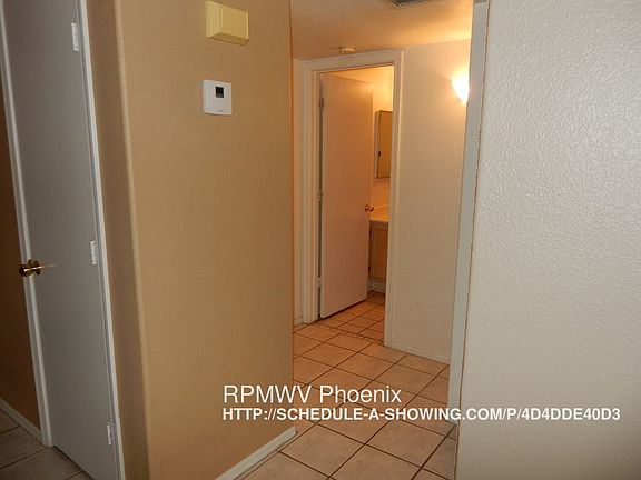 5th image of 1451 E Irwin Ave