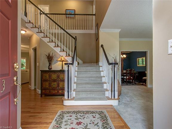 2nd image of 5903 Bayleaf Ln