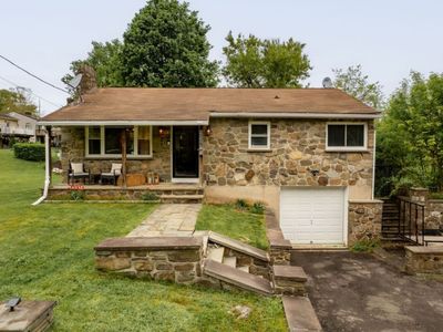 228 Juneberry Rd, Vestal, NY, 13850