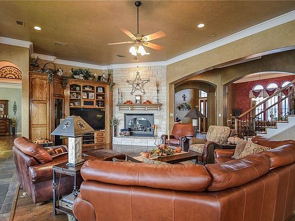 5th image of 2604 Harborside Dr