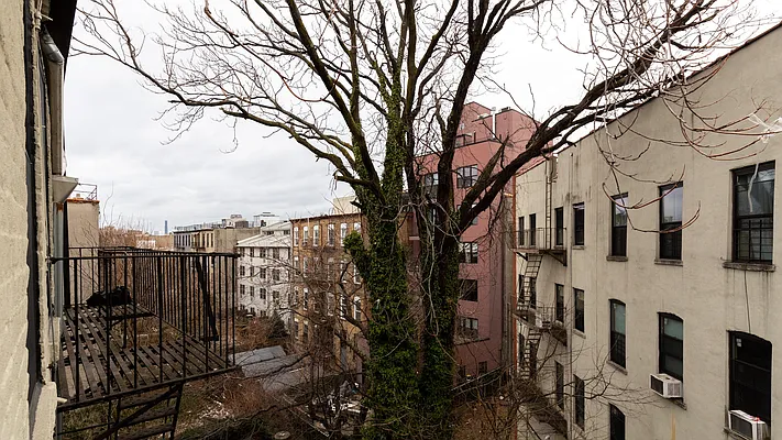 Rented by Nooklyn NYC LLC | media 26