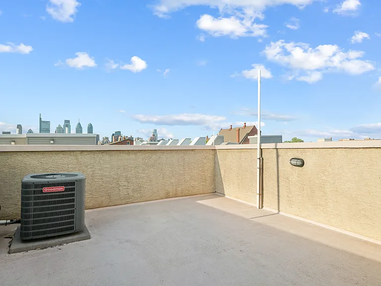 1822 Earp St — Photo 18