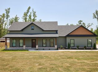10581 W Miller Sardis Rd, Bauxite, AR 72011