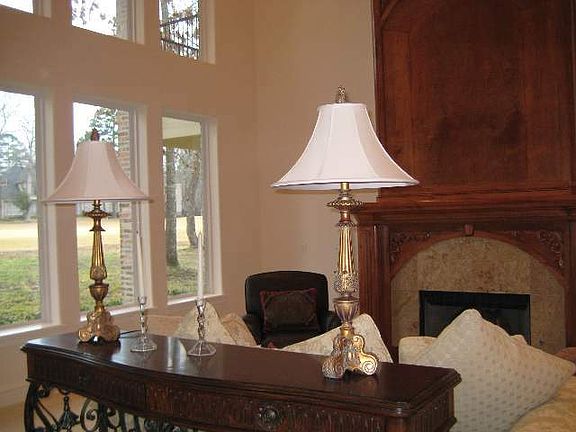 3rd image of 202 Dogwood Lakes Cir