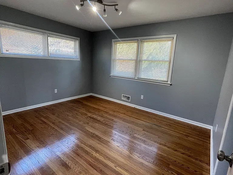 2646 Kraft Ave SE — Photo 15
