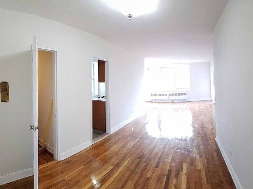 1st image of 23 E 17th St APT 2C