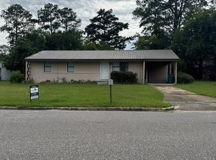 105 Glen Iris Dr, Eufaula, AL 36027