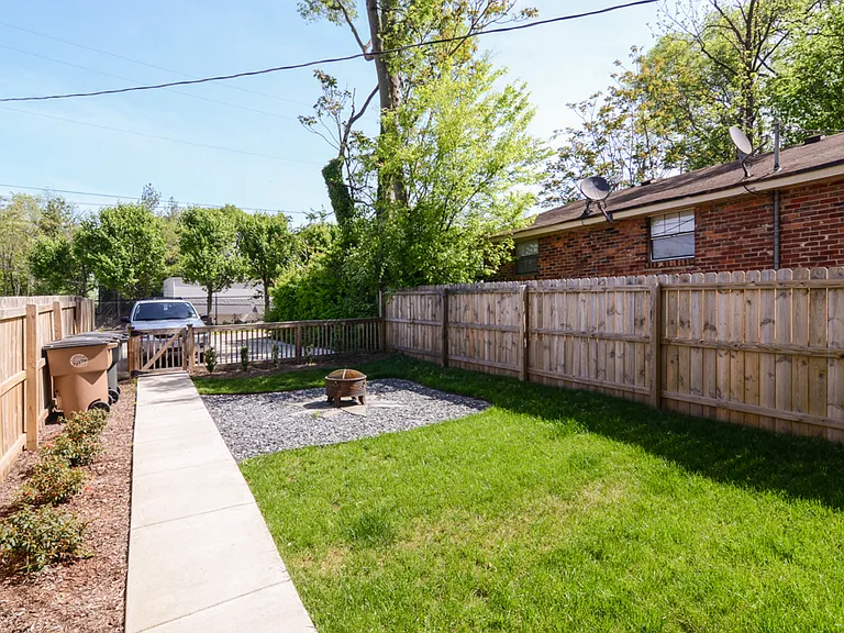 1101 Petway Ave #B — Photo 11