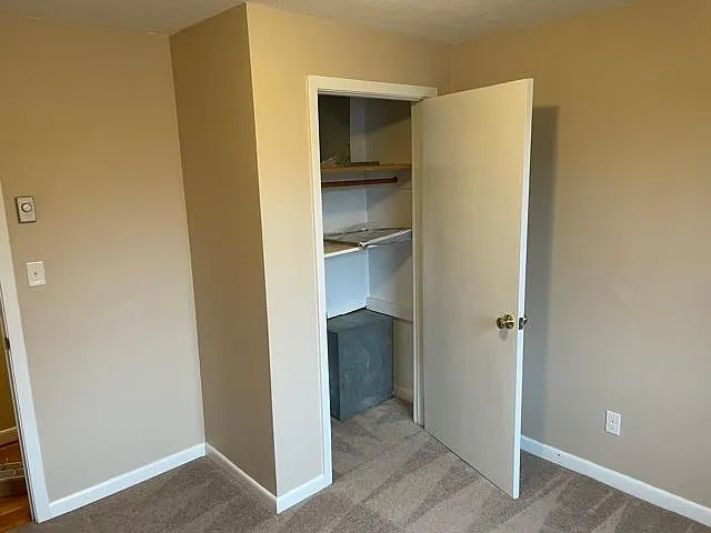 4210 N Center St — Photo 11