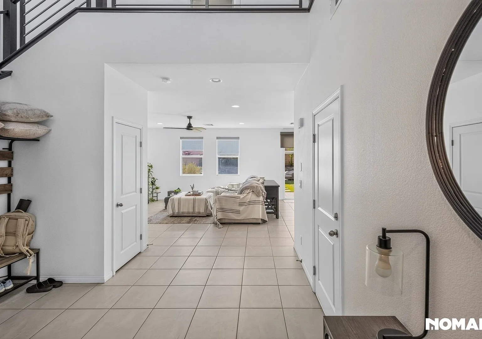 Stunning 4BR House in Henderson — Photo 4