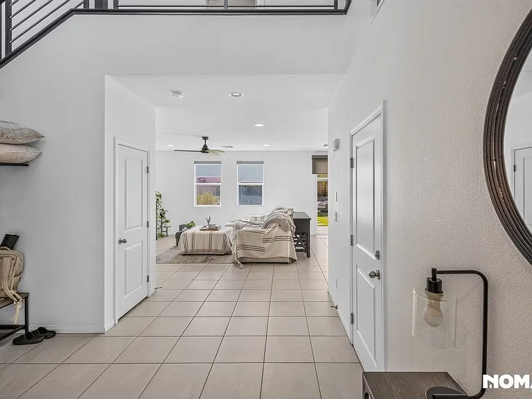 1074 Page Park Ln — Photo 4