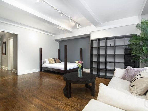 3rd image of 405 W 23rd St APT 12I