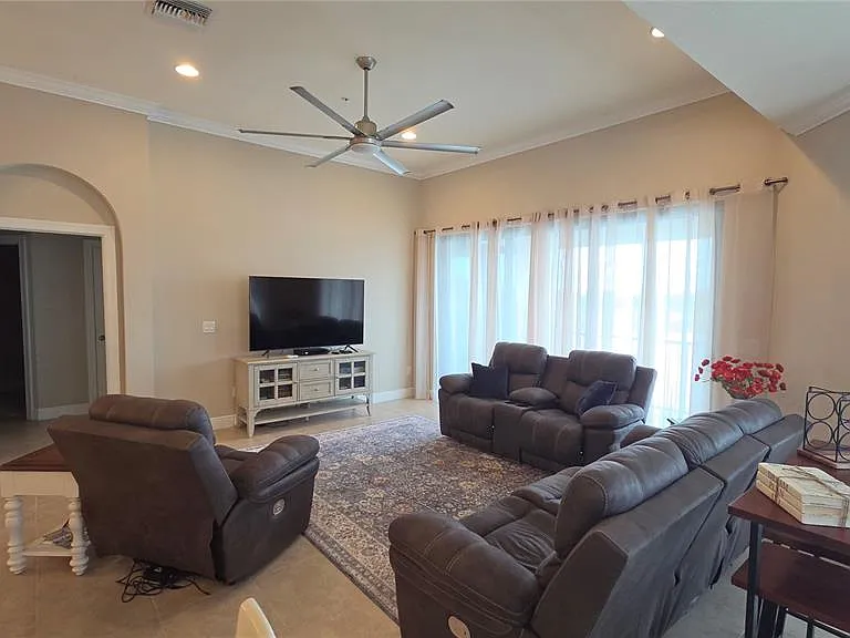 23556 Awabuki Dr — Photo 37